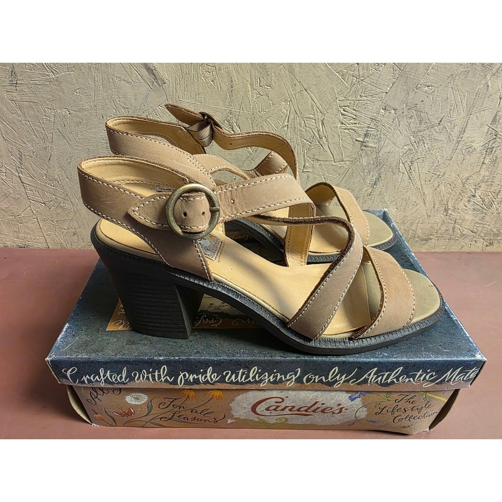 Candies Pamela Hawkeye Oatmeal Tan Strappy Block Heel Sandals Womens 9 Medium